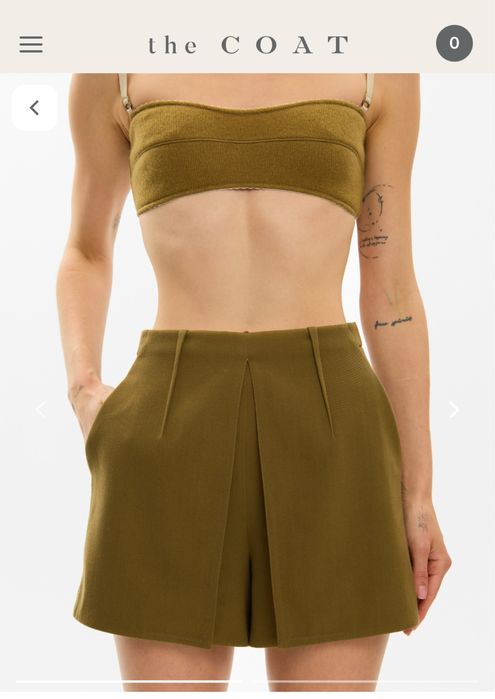 Шорти-спідничка з крильцями THE COAT