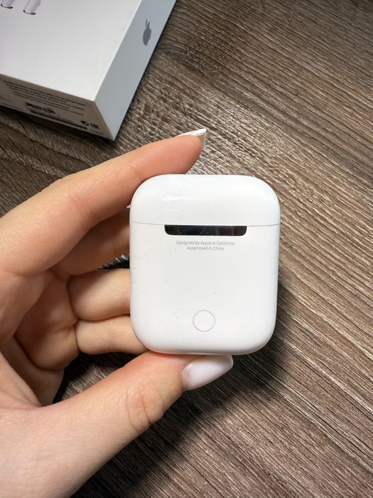 Airpods 1-ше покоління