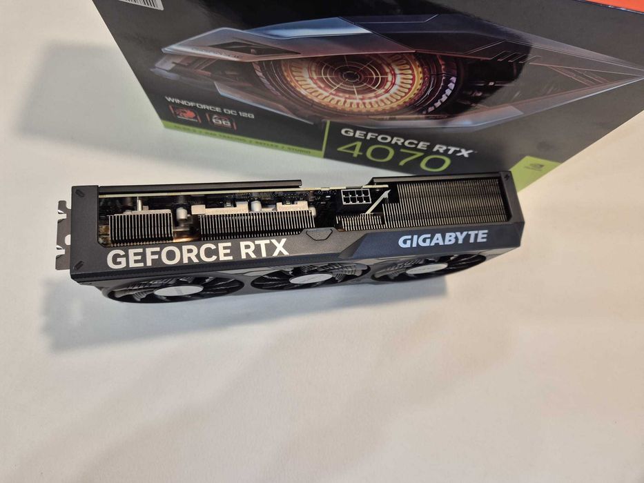 Karta Graficzna Gigabyte RTX 4070 12GB Gwar 2027