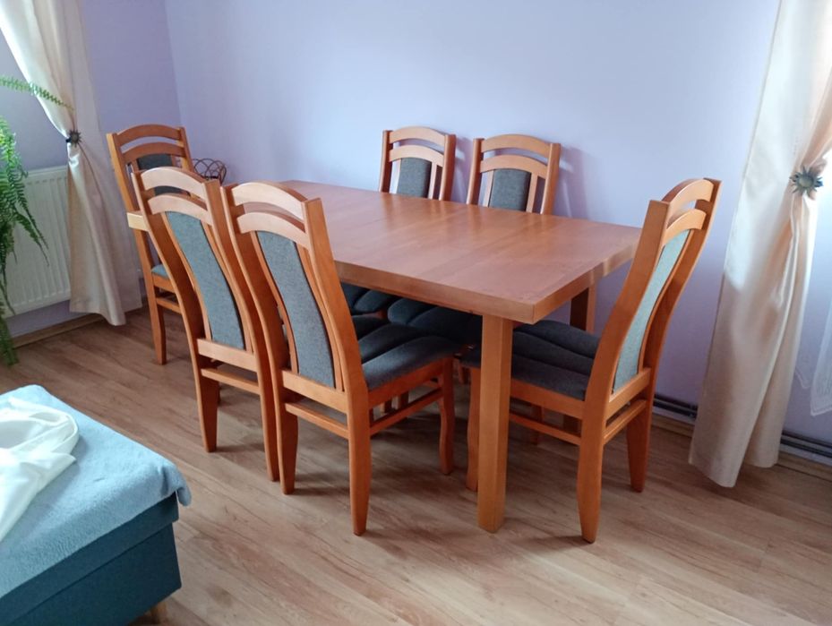 Stół i 6 krzeseł