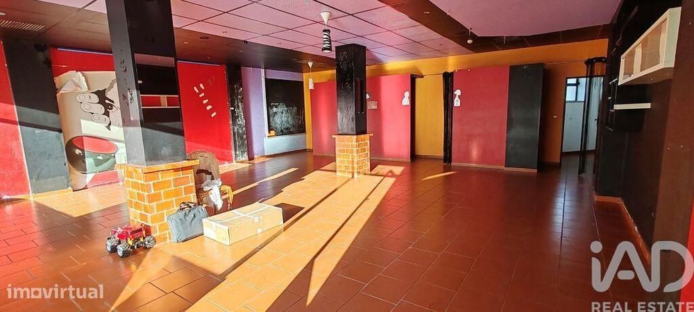 Loja / Estabelecimento Comercial em Proença-a-Nova e Peral de 61,00 m2
