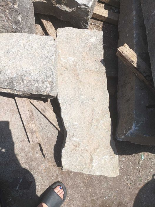 pedras de gramito temos de varias medidas