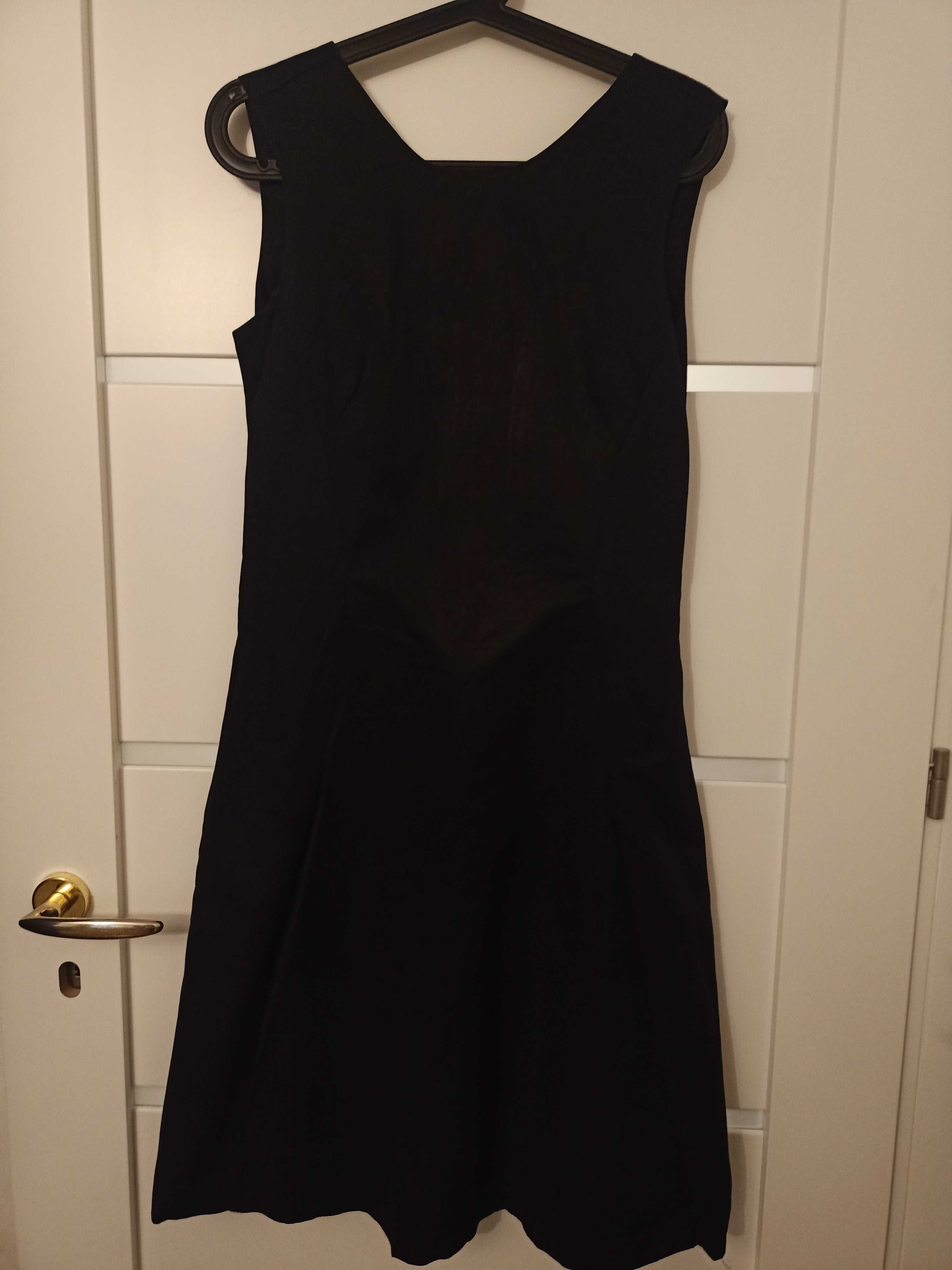 Elegancka sukienka Solar rozmiar S czarna