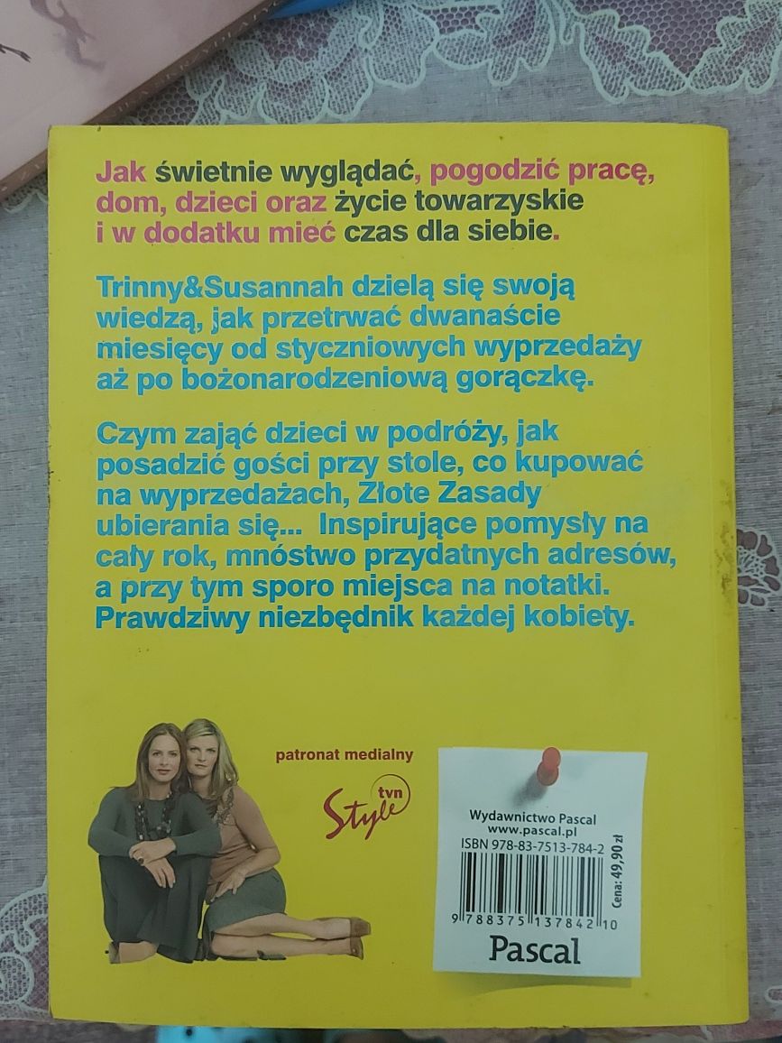 Książka Tinny & Sussannah 2010rok sztuka przetrwania