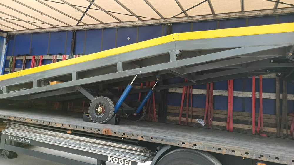 Rampa mobilna 8 ton naczepa MEGA 90 cm załadunkowa przeładunkowa