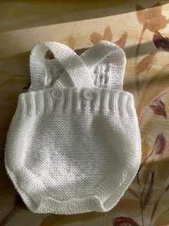 tricot bébé feito à mão