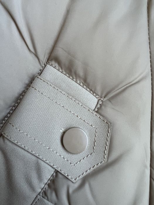 Жіноча зимова куртка з натуральним хутром