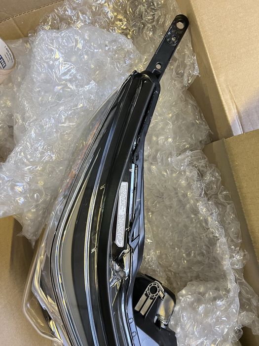 Фара права Subaru Outback bt Legacy bw 2023-2024 84002AN50A