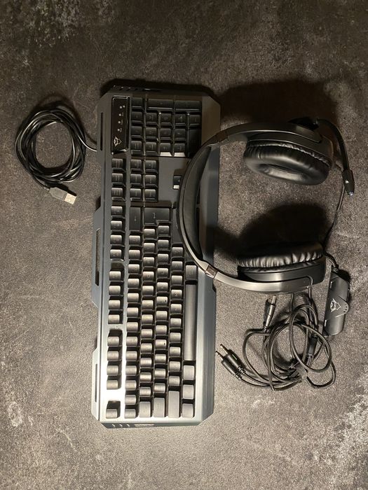 Zestaw GXT słuchawki i klawiatura gamingowa