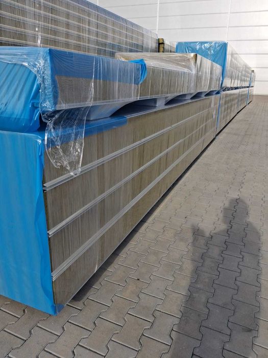 Płyta warstwowa z wypełnieniem z wełną 240 i 300 mm