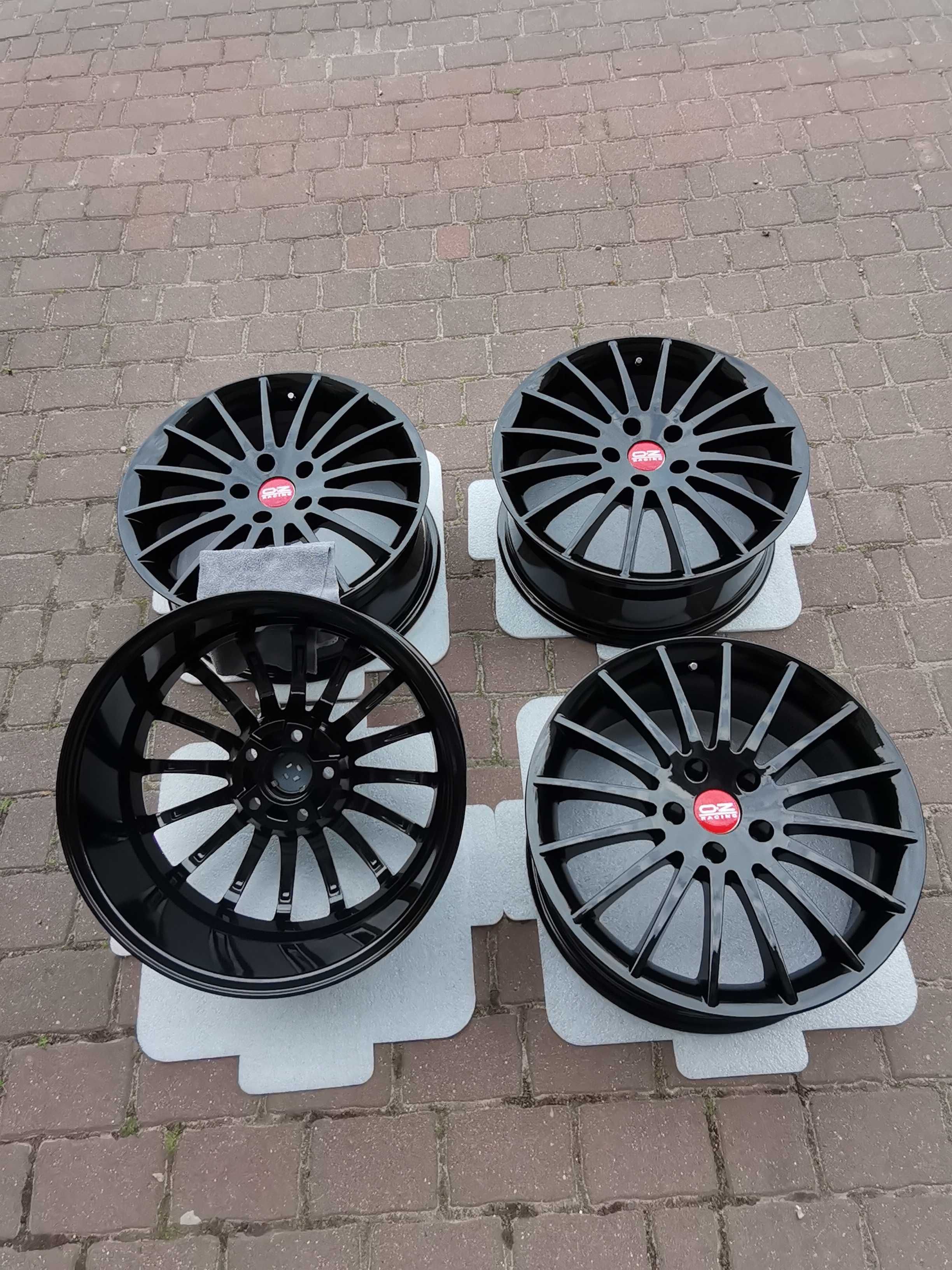 18'' Oz 5x114.3 Hyundai Mazda Honda Jdm Czarny fortepian Śliczne.