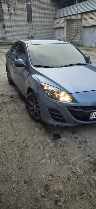Мазда 3 . 2009 .