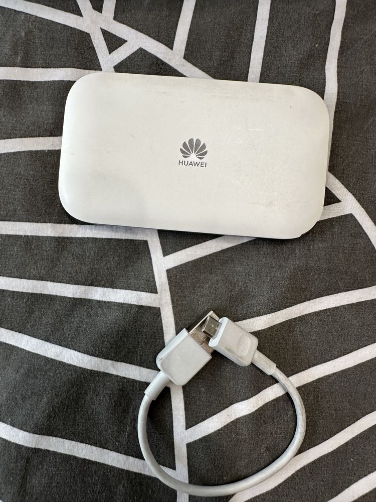 4G роутер HUAWEI Mobile WiFi 3s, 150 Мбіт/с, батарея 1500 мА·год