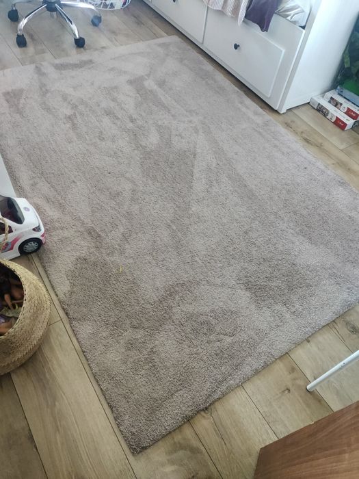 Dywan Ikea Knardrup z krótkim włosiem, bladoróżowy, 133x195 cm