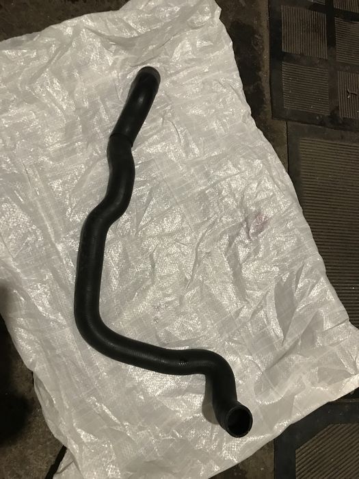 Патрубок радіатора GOLF 5 1.9 TDI Оригінал