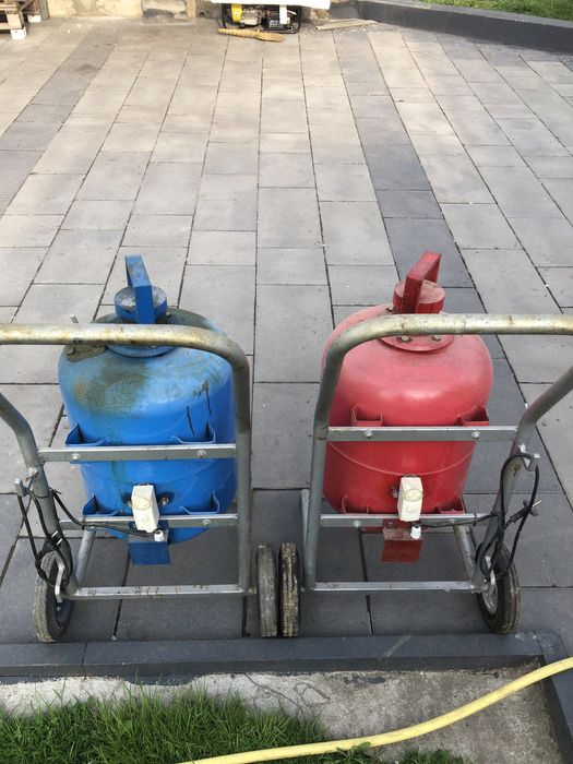 Мобільні бочки з підігрівами