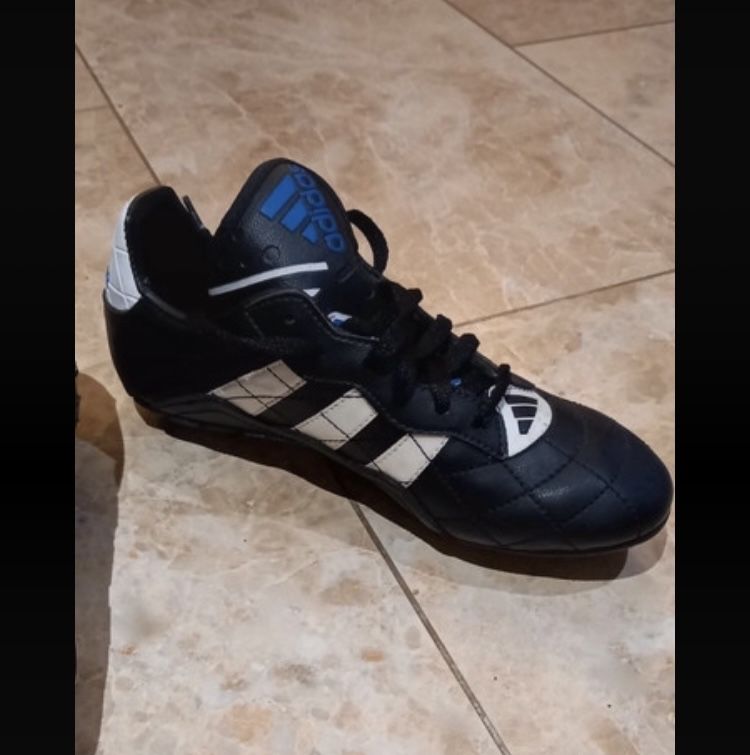 Buty korki adidas rozm. 40