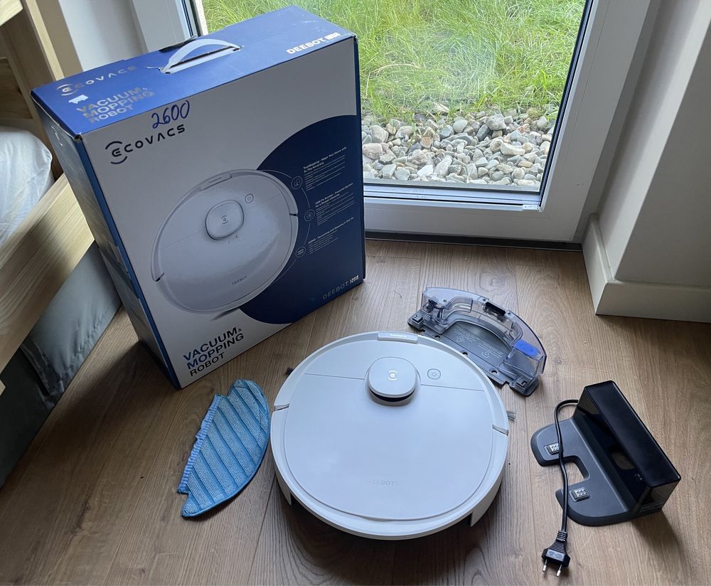 Робот пилосос Deebot N8