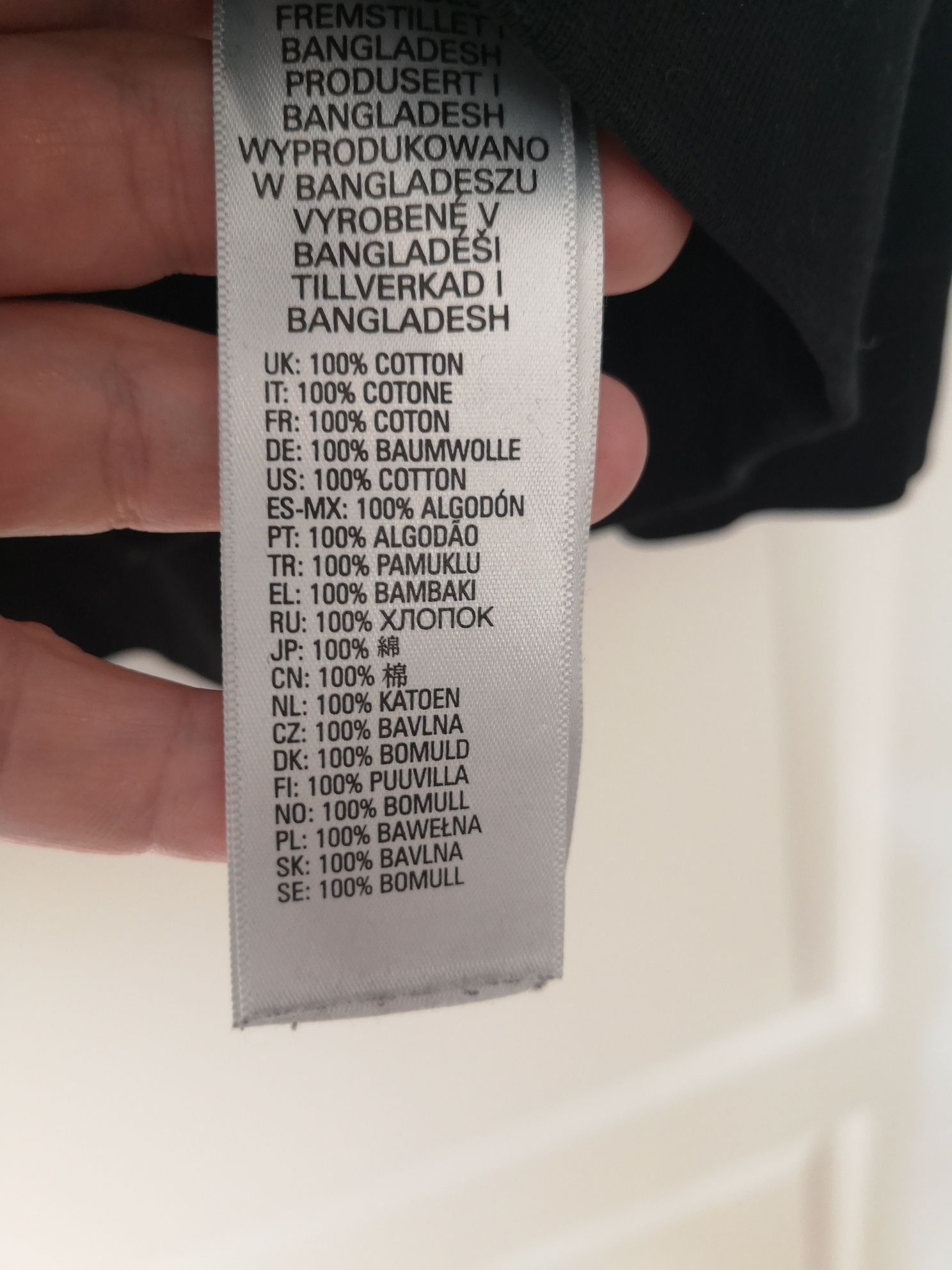 Bluza S-Gir-B5 00S57H 0BAWT Czarny rozmiar SRegular Fit
Kolor: Czarny