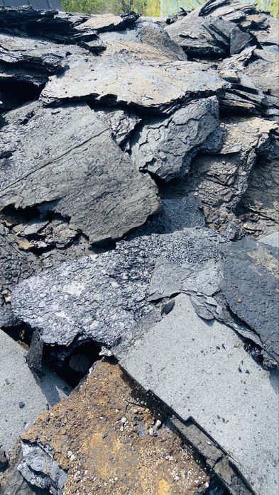 Принимаем закупаем отходы мягкой кровли Битум