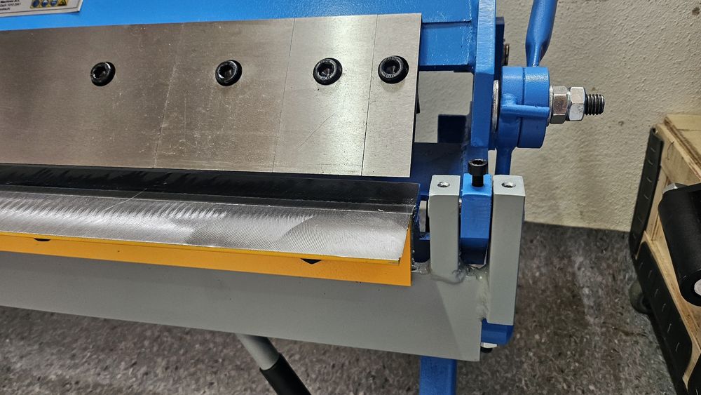 Quinadeira manual NOVA com rodas