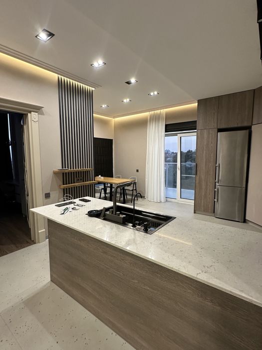 АРЕНДА VIP / Жк Корфу \ Три спальни / Терасса + ПАРКИНГ