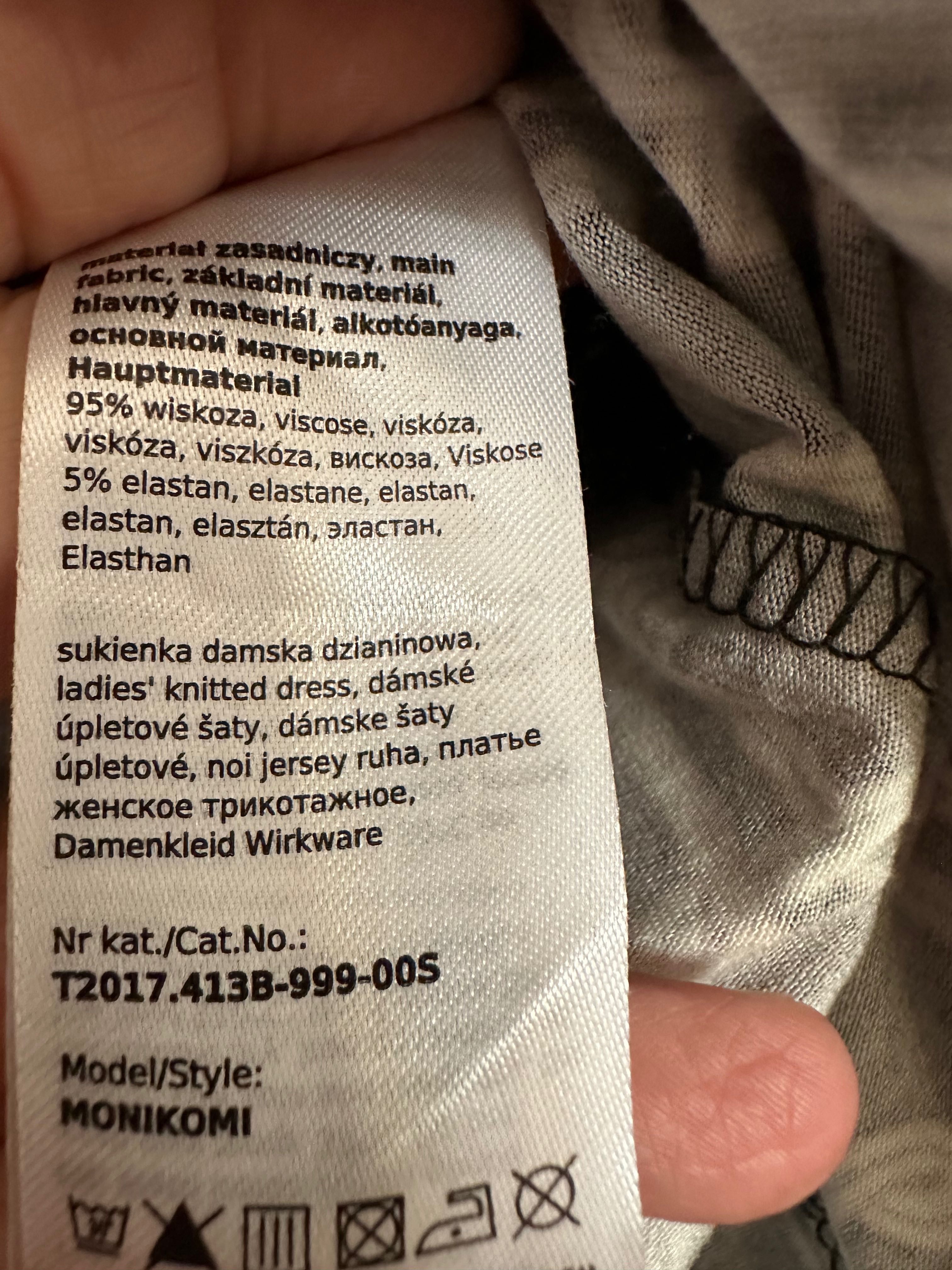 Sukienka dzianinowa z geometrycznym wzorem Tatuum r. S