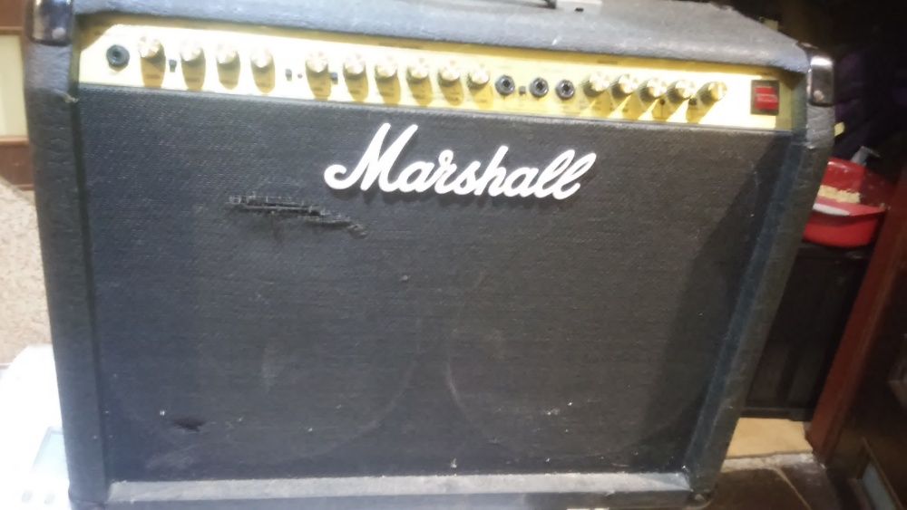 wzmacniacz gitarowo-klawiszowy marschall 8240