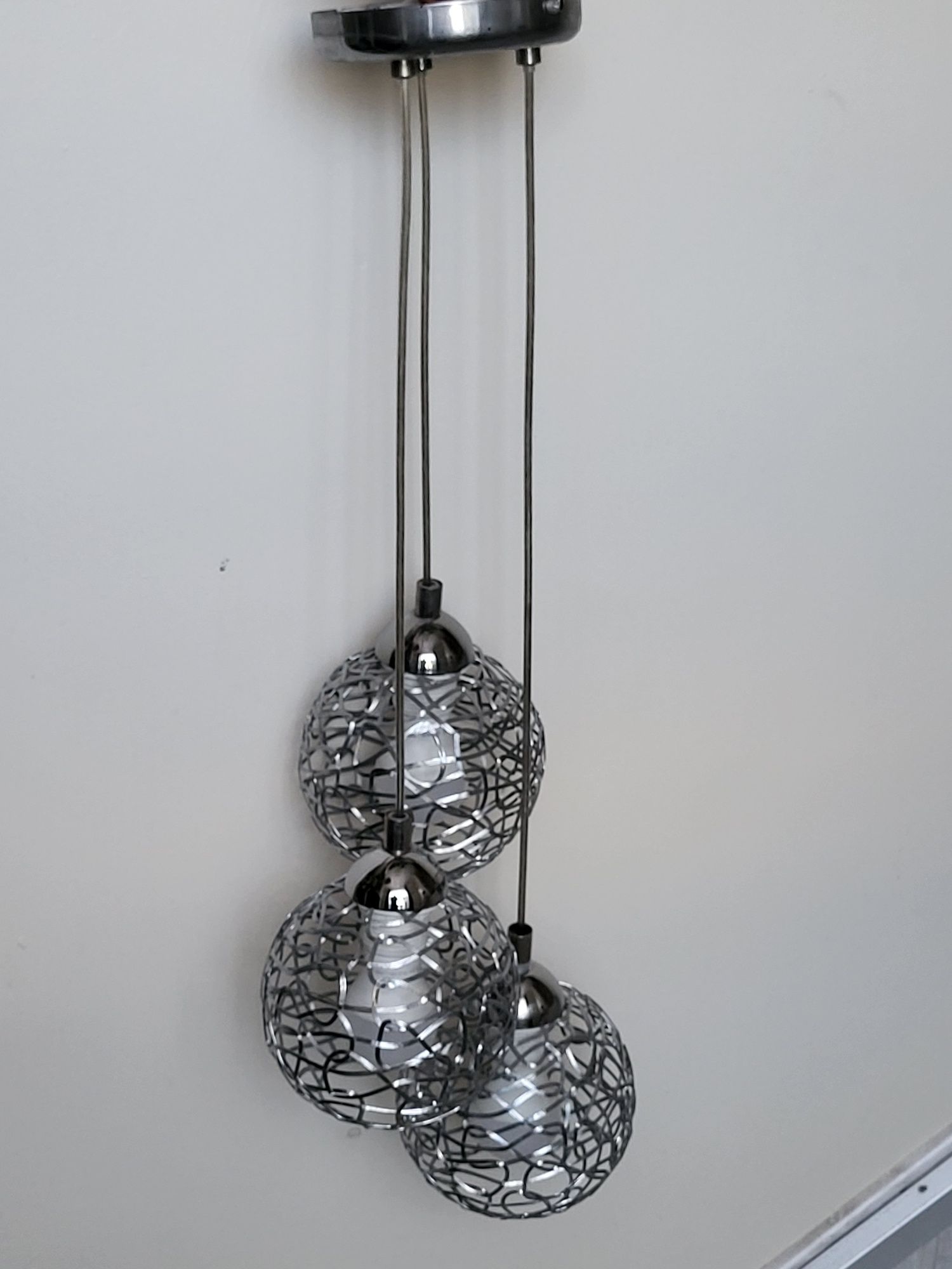 Lampa wisząca srebrne kule