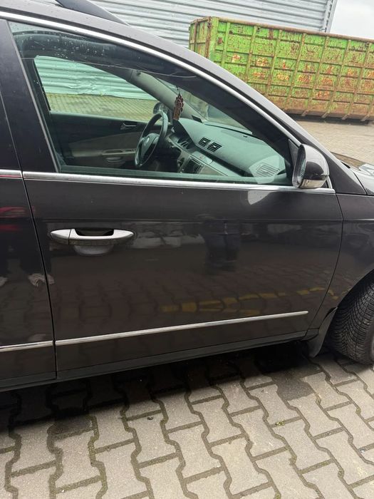 VW PASSAT B6 LC8Z DRZWI PRAWE PRZÓD PRZEDNIE KOMPLETNE