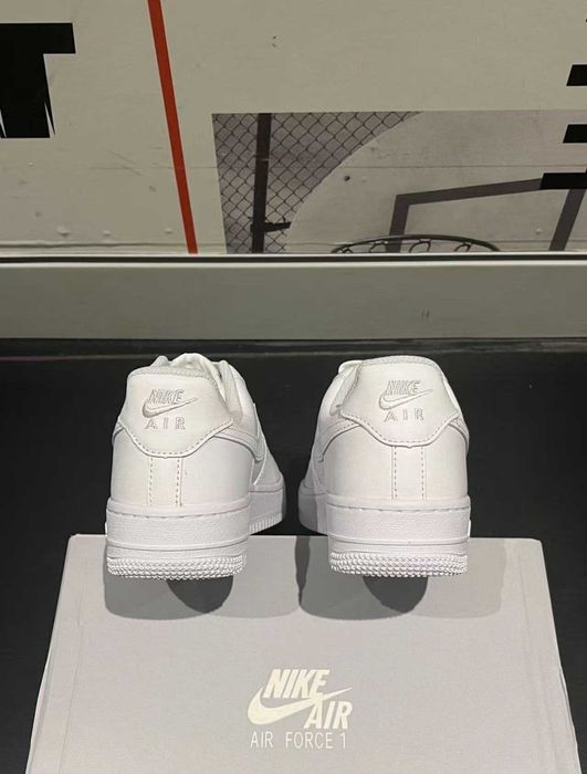 Buty meskie Mokasyny Nike_ Air_ Force_ 1_ Low '07_ Biały R.40