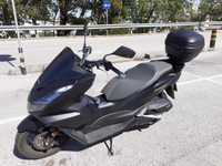 Honda PCX 2021 (Poucos Quilómetros + cadeado)