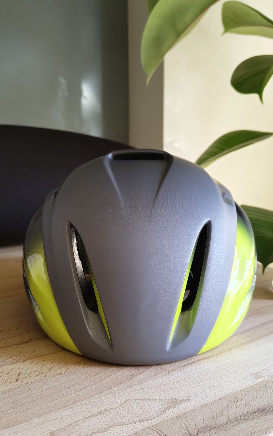 Capacete MET Manta MIPS - Novo com etiqueta