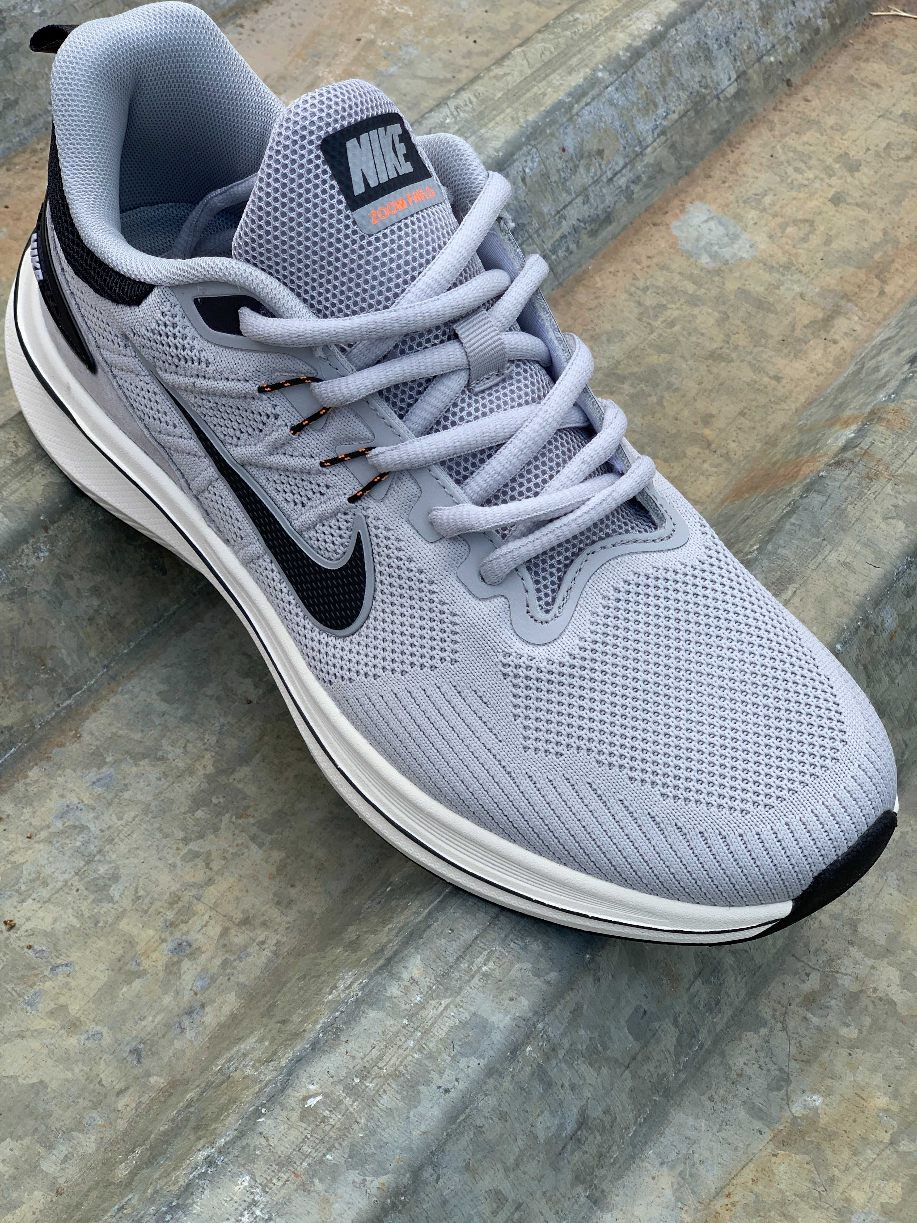 Мужские кроссовки Nike Zoom Winflo (41-45) светло-серые Найк