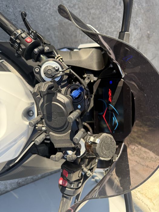 БМВ S1000RR M paket