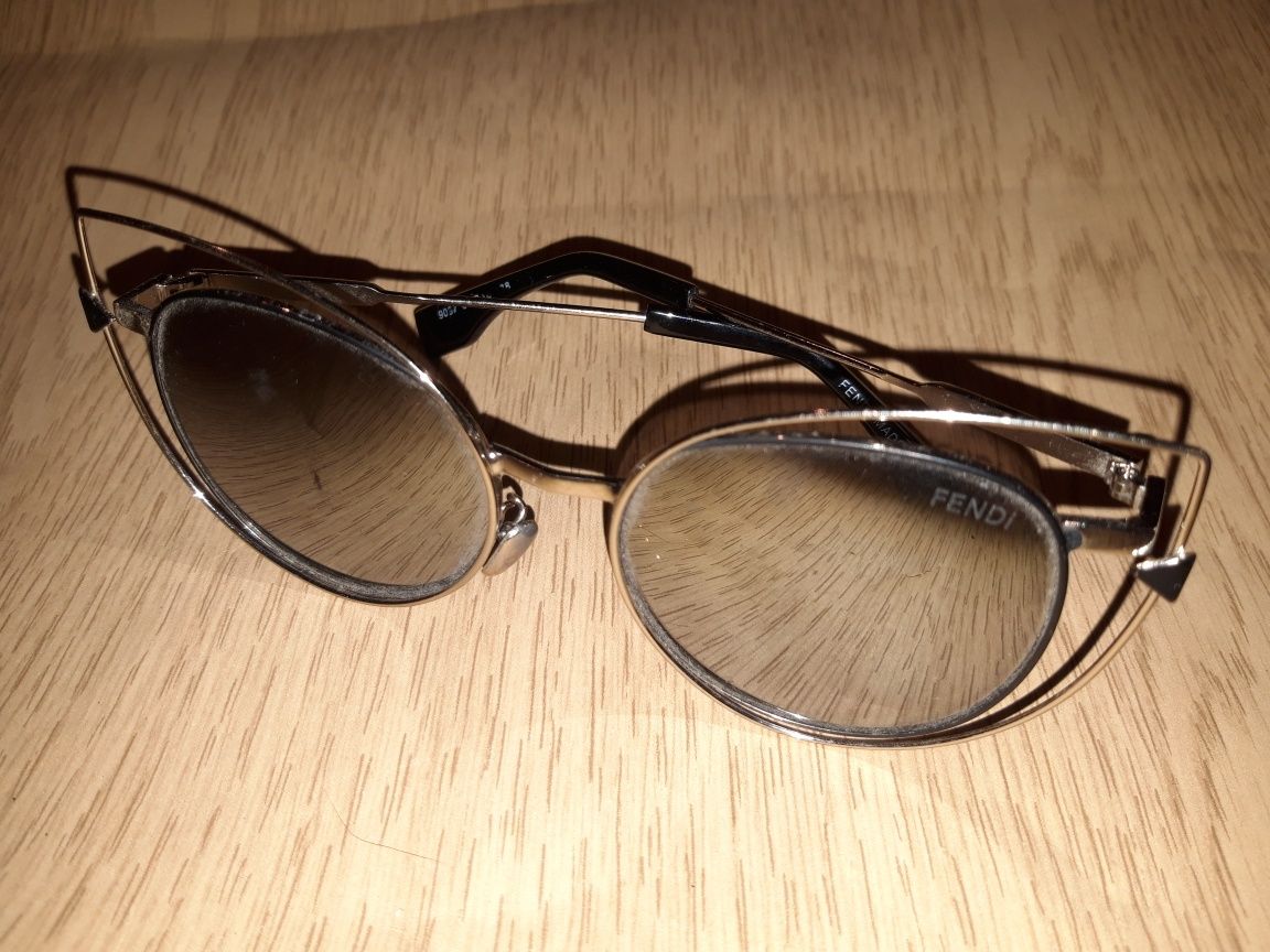 Fendi Women's Frame Cat Eye Sunglasses солнцезащитные очки