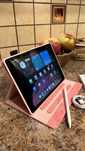 Tablet iPad Apple Retina 10” + nowe różowe etui - PROCREATE