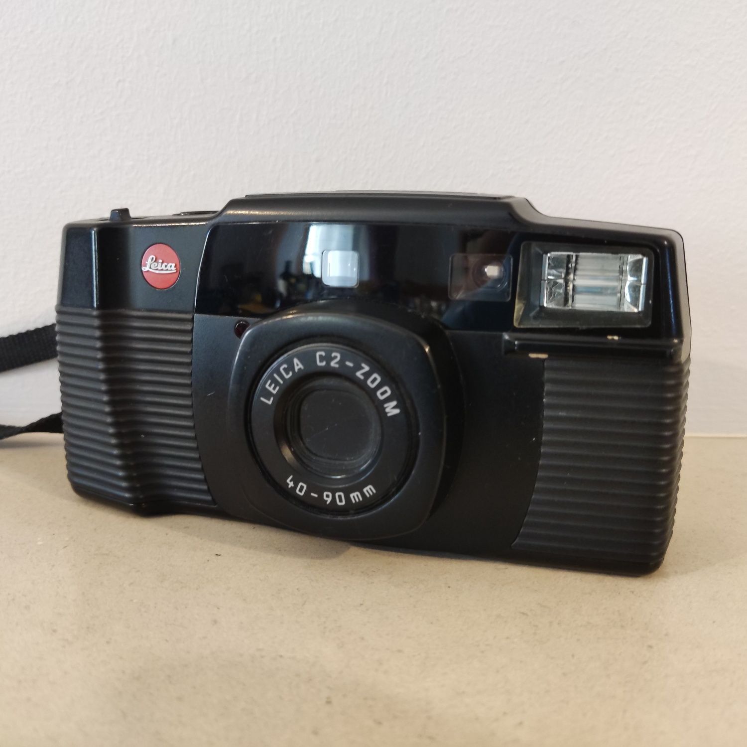 LEICA C2 Zoom (ARRANJO/PEÇAS) - "point and shoot" 35 mm (vintage)