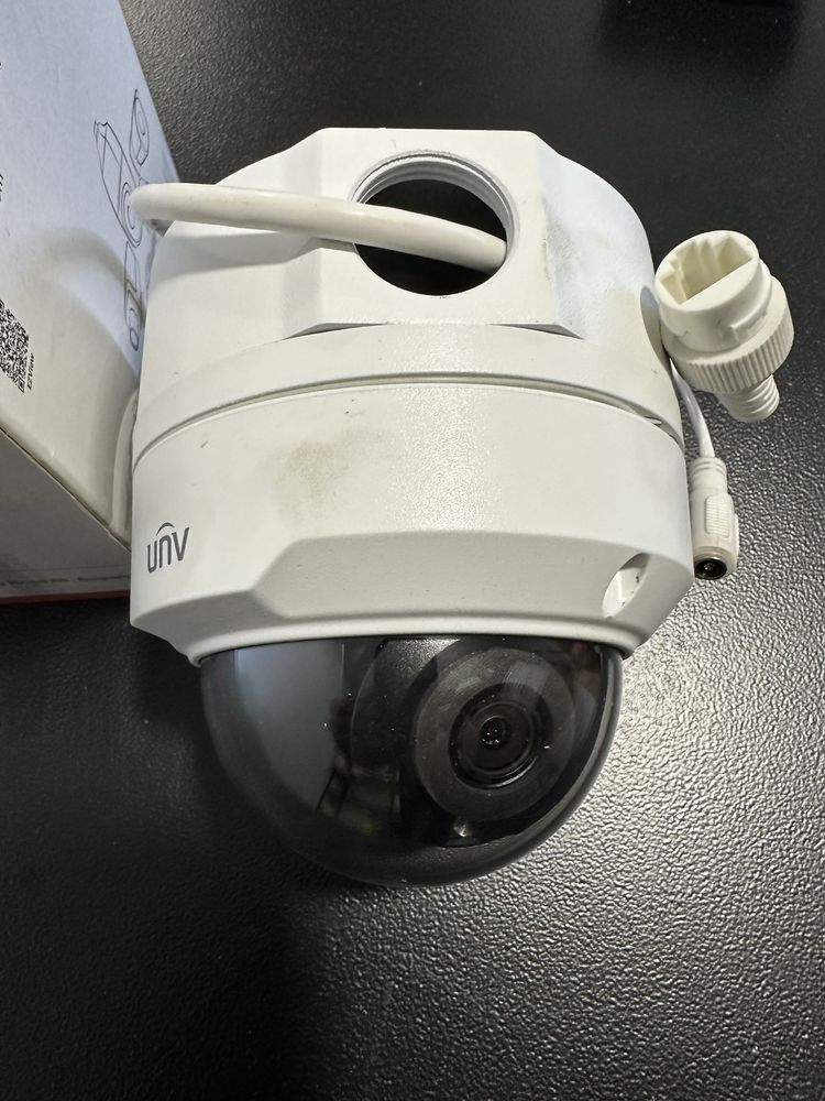 Камера відеоспостереження купольна UNV IPC322SR3-VSF28W-D