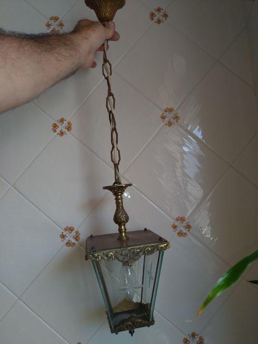 Candeeiro de tecto antigo