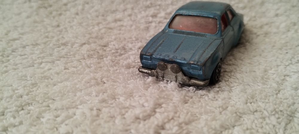 Corgi whizzwheels Ford Escort