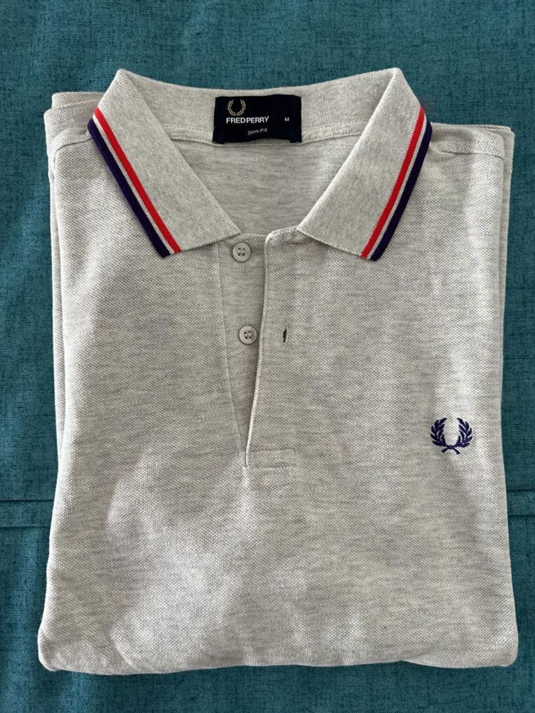 Polo Fred Perry Tamanho M em excelente Estado