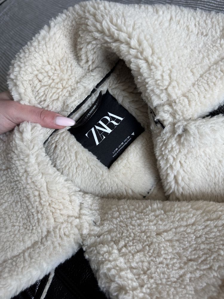 Дубленка Zara укороченная