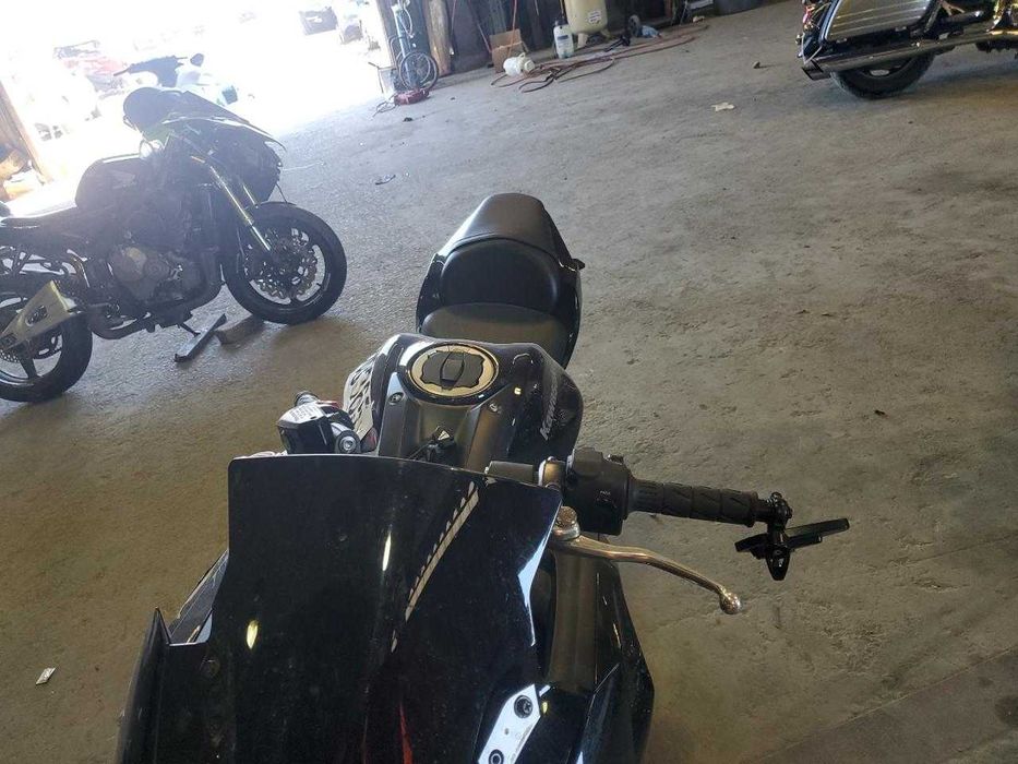 Kawasaki EX650 R 2025