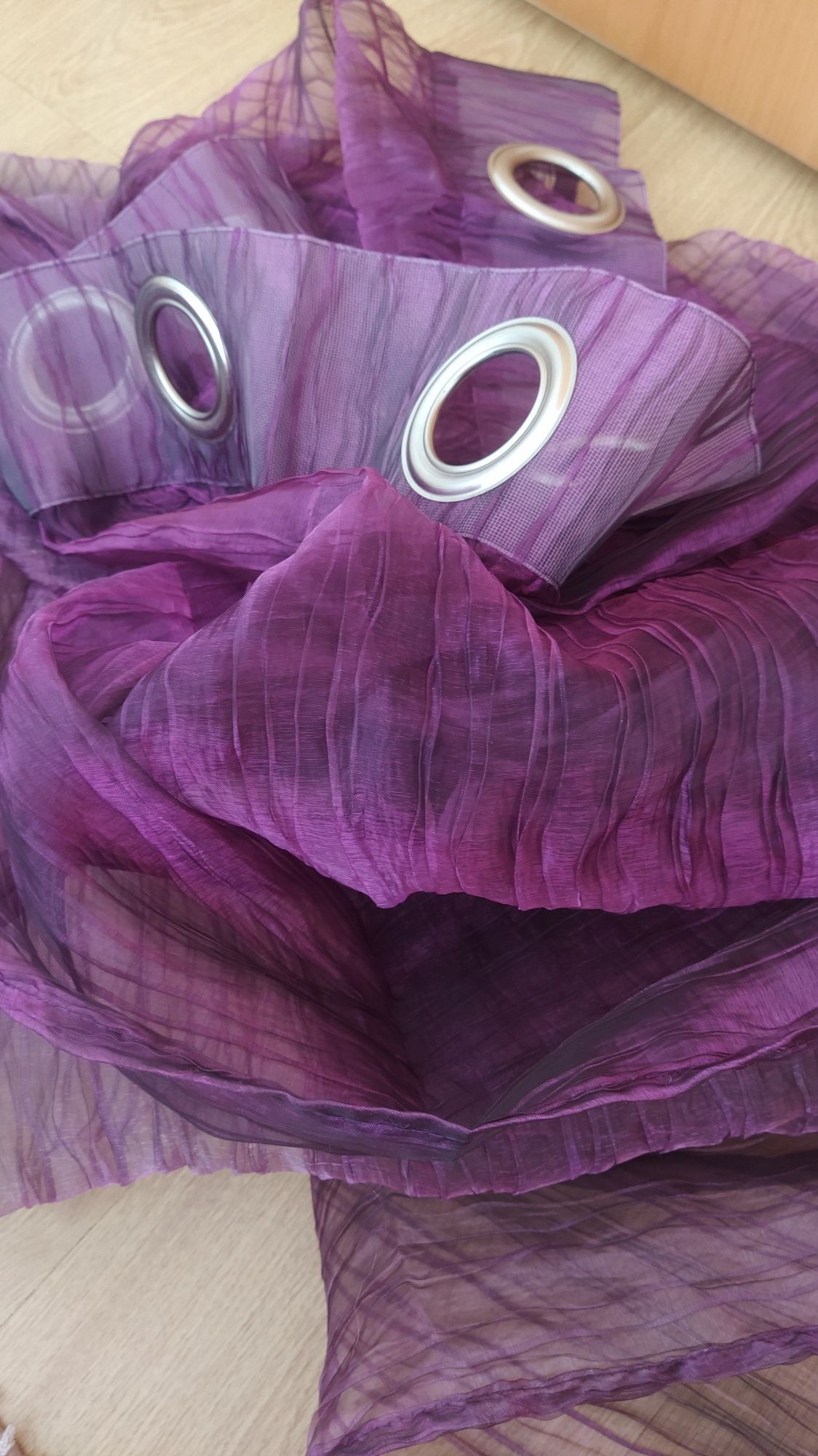 Cortina organza em roxo