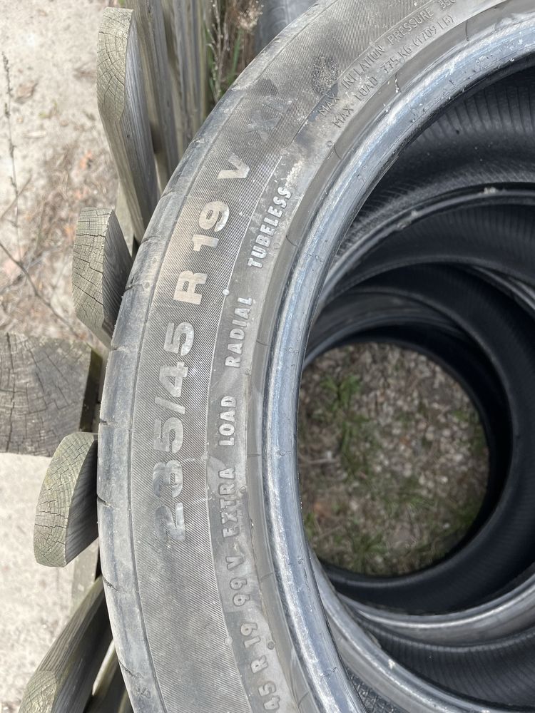 Opony continental 235/45/r19