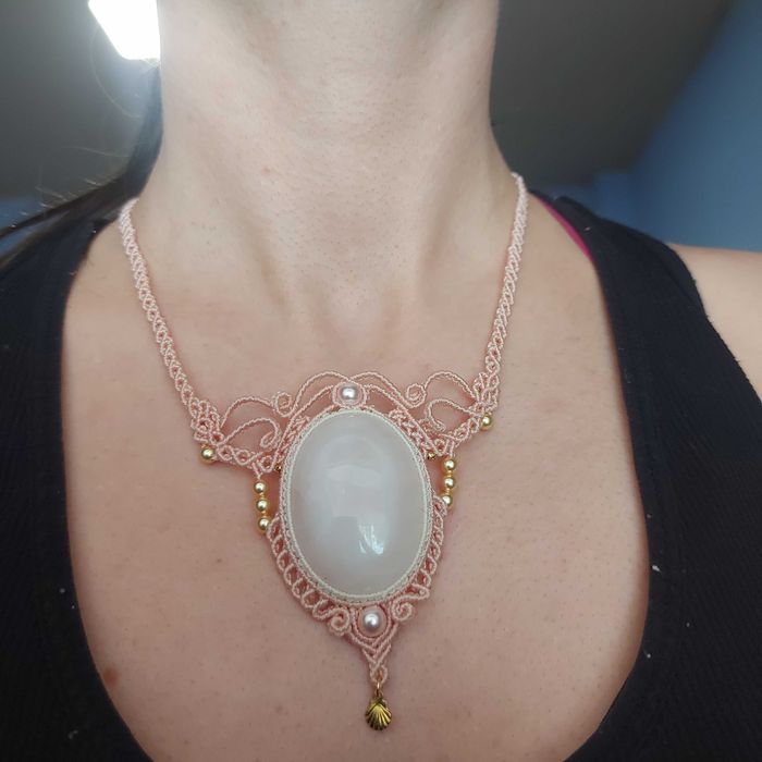 KWARC RÓŻOWY naszyjnik / makrama