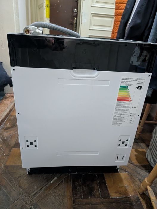 Посудомийка Samsung вбудована DW60M6050BB