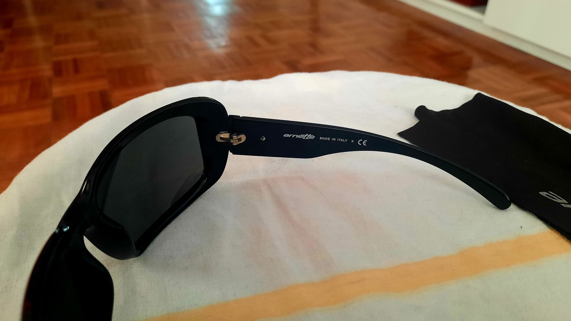 vendo óculos arnette unisex (usado)