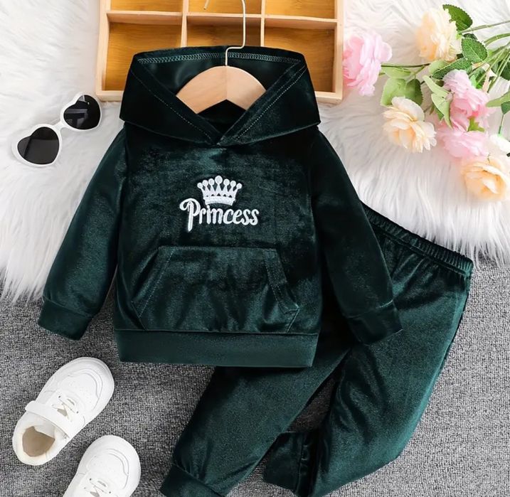 Nowy dres dla dziewczynki